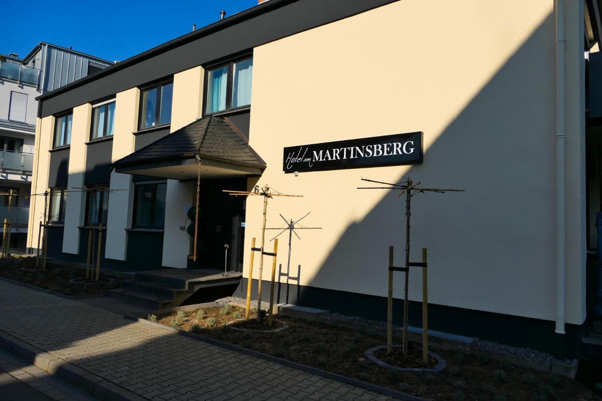 Hotel Am Martinsberg Андернах Экстерьер фото
