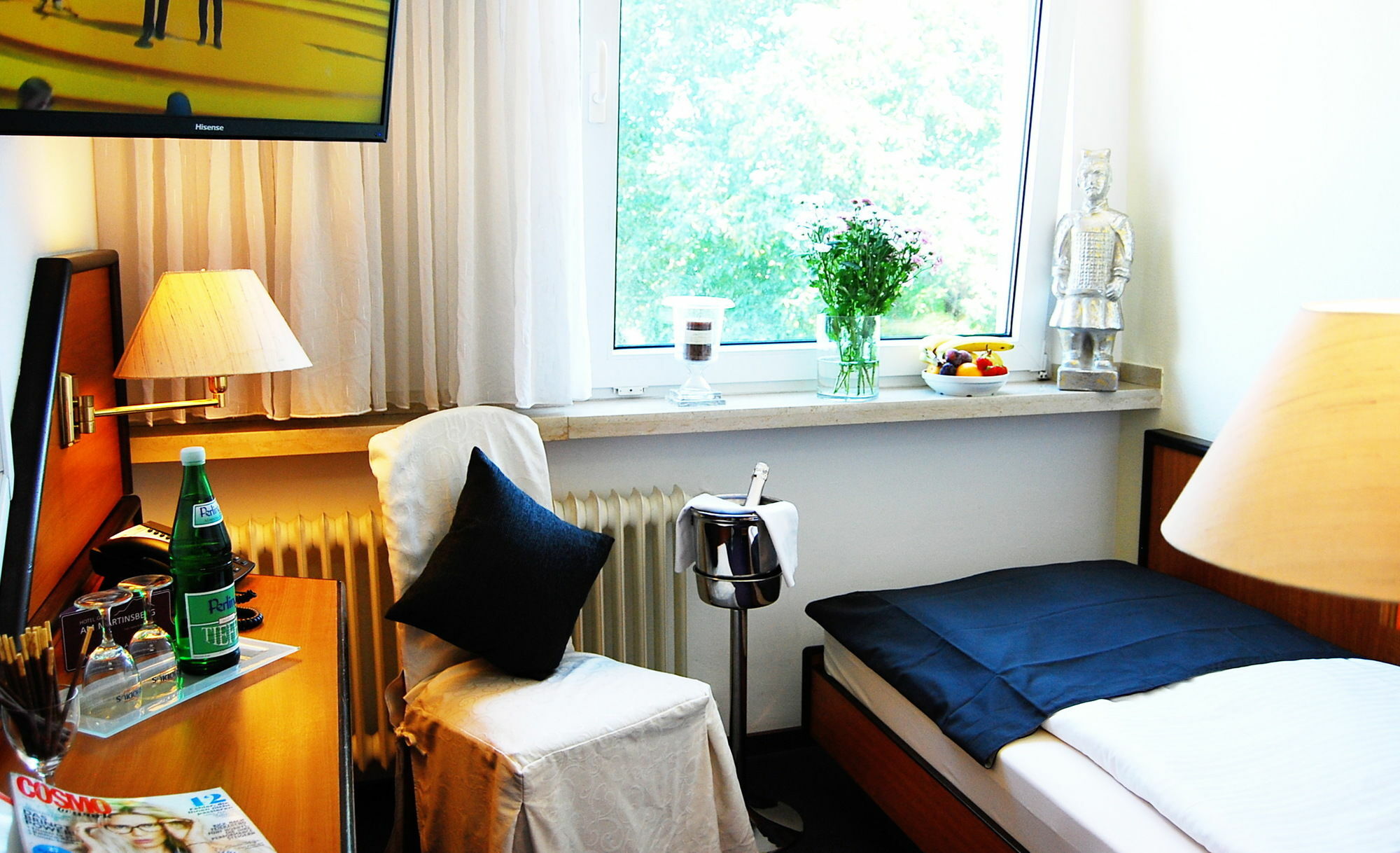 Hotel Am Martinsberg Андернах Экстерьер фото